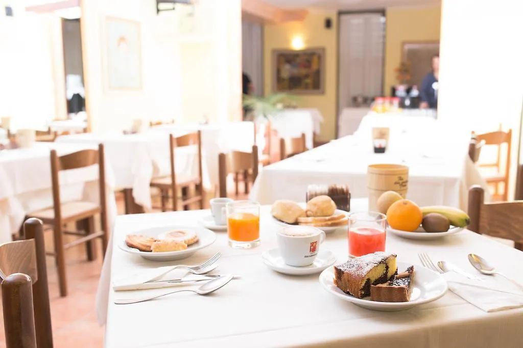 Hotel Villa Piras ألغيرو